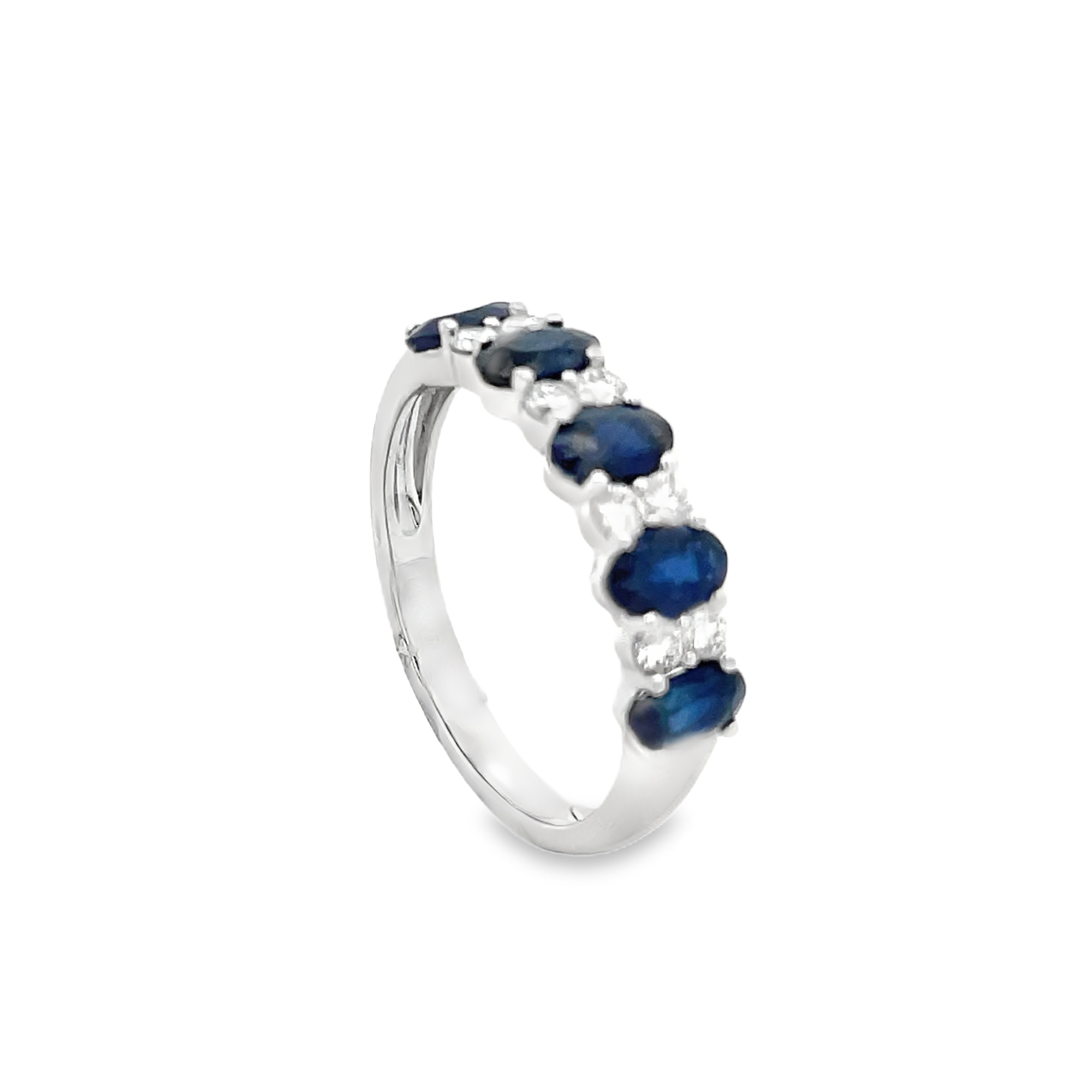 14KT WHITE GOLD SAPPHIRE & DIAMOND BAND