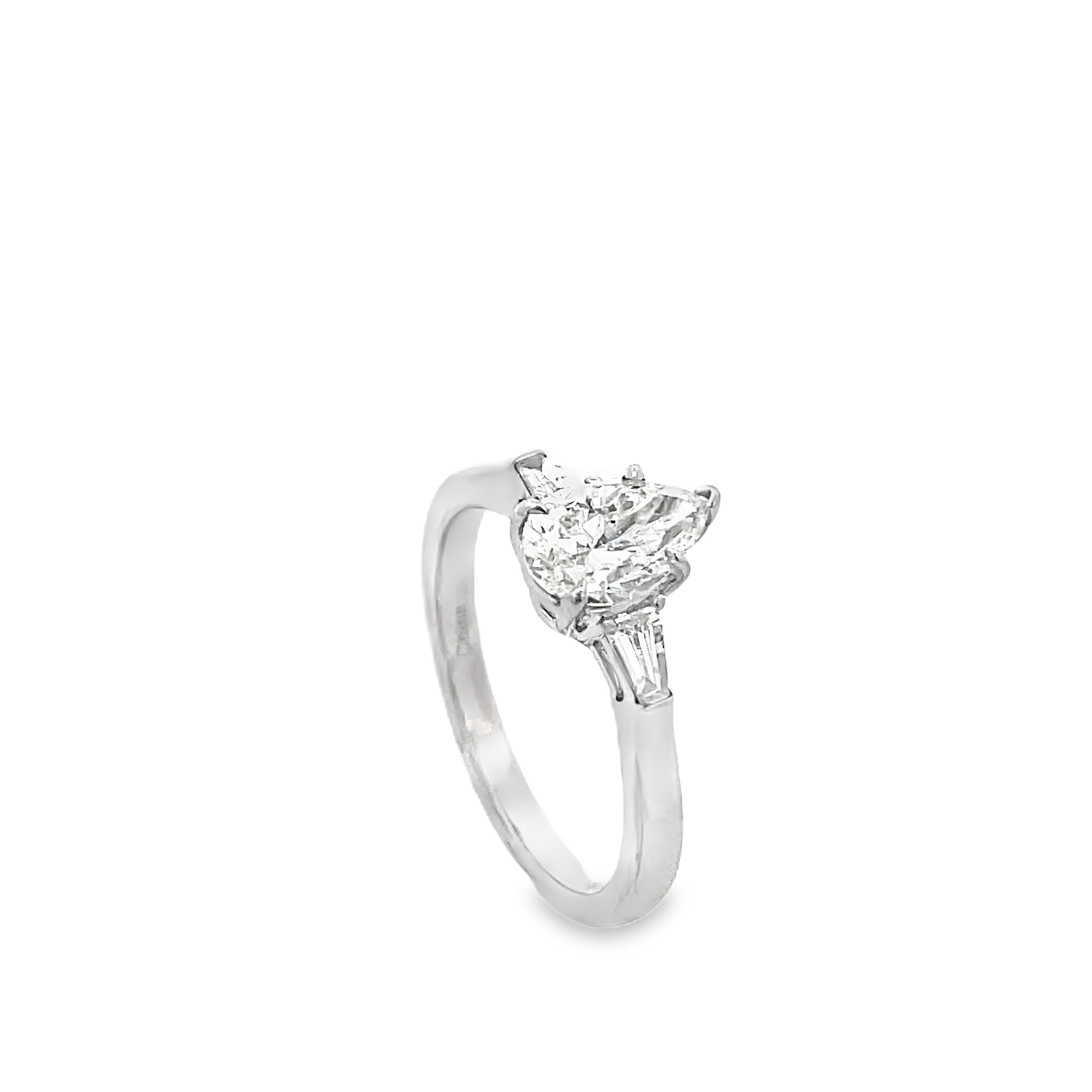 14KT WHITE GOLD PEAR SHAPE DIAMOND ENGAGEMENT RING